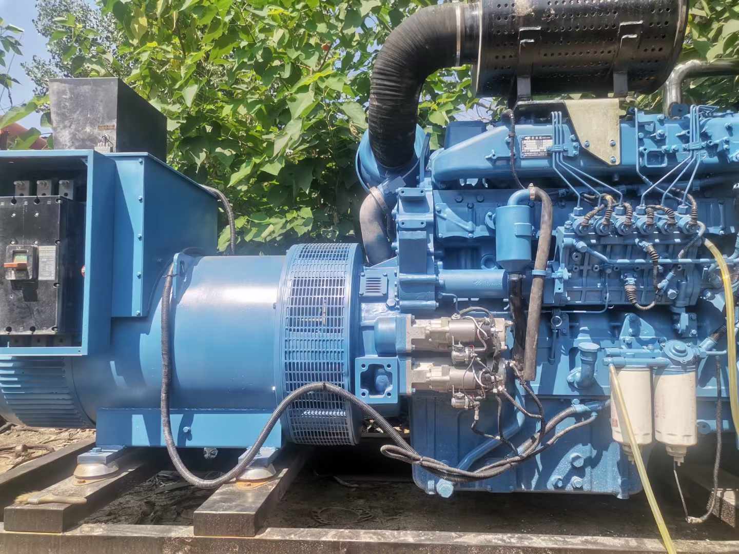 安源详细说明降低 800kW 柴油发电机输出电流波动的方法