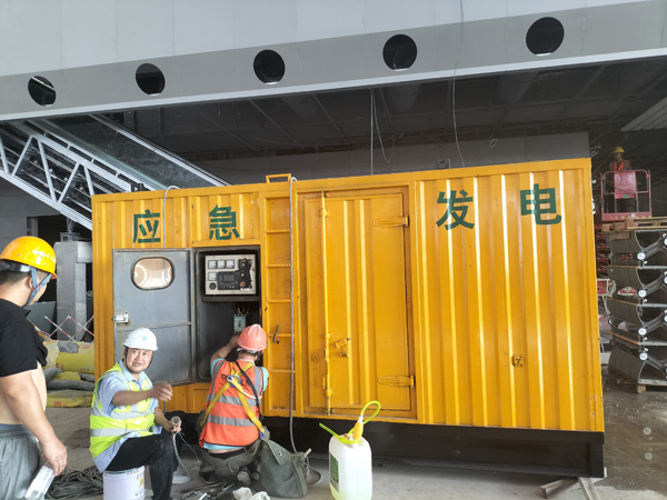 安源怎样判断空气滤清器是否需要更换？